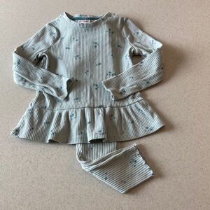 Cat & Jack Ribbed Set in Gray with Blue Stars Girls size 5T